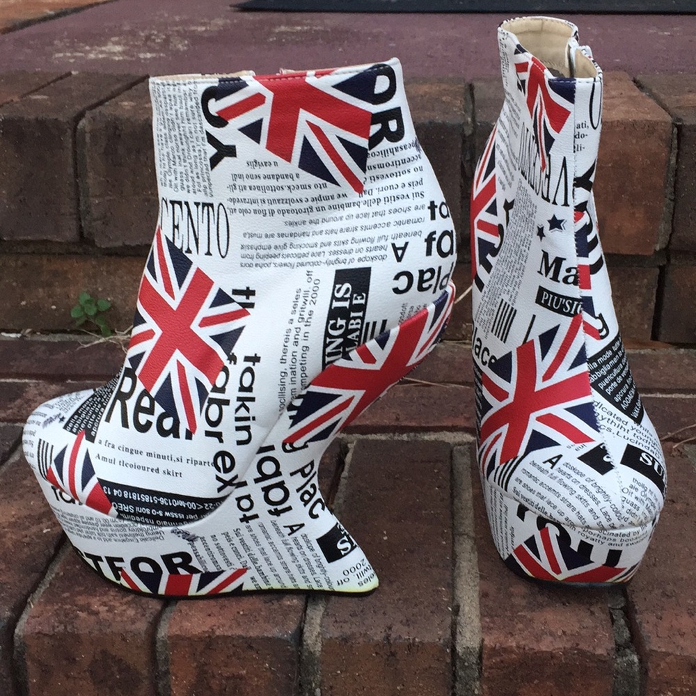 BRITISH DESIGN CLOSE TOE PLATFORM HIGH WEDGES